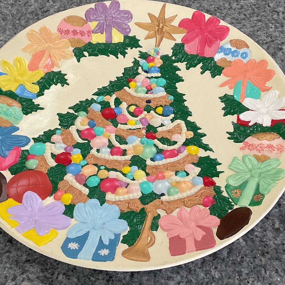 Christmas Tree hand painted ceramic plate 1976